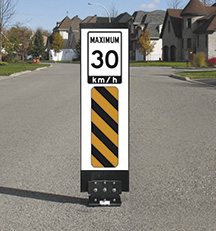 Flexible Maximum 30 traffic calming sign