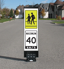 Flexible WC-2 School Crossing Maximum 40 Sign