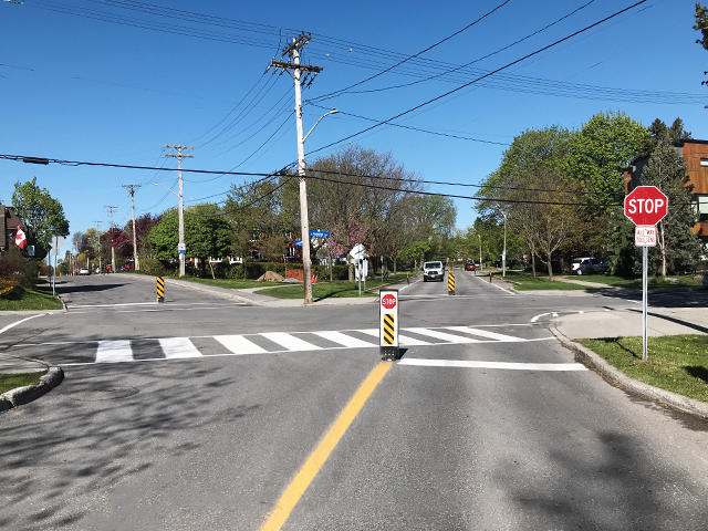 High visibility Flexible stop sign